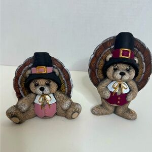 Vintage Set of Ceramic Thanksgiving Pilgrim Turkey Bears. Hand painted